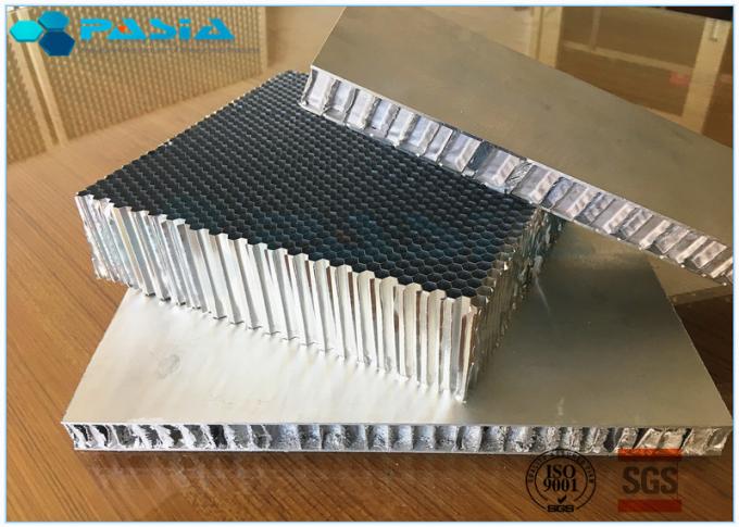 Hoge Vlakke het Comité van de de Honingraatsandwich van het Oppervlaktealuminium Uitstekende Weerbestendigheid