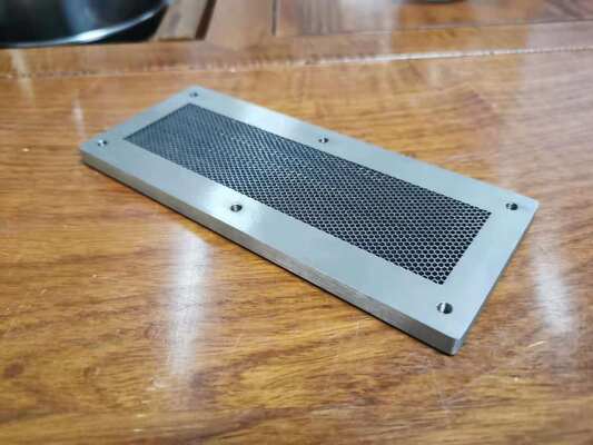 China EMI Shielding Stainless Steel Honeycomb Vent Panels 0.8mm Dia leverancier
