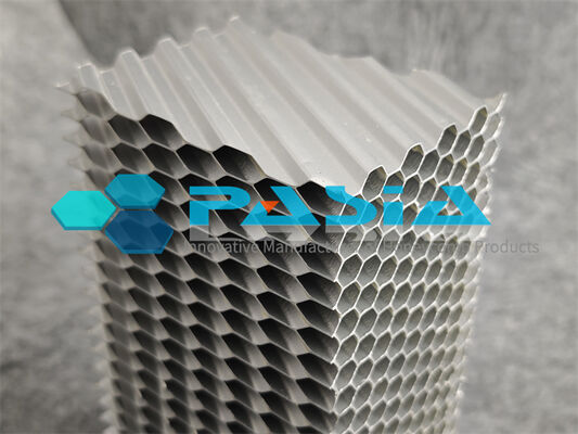 China Corrosion Resistant Aluminum Honeycomb Impact Attenuator with 2000 to 3850 psi Crush Strength for Marine Transport and Long Term Storage leverancier