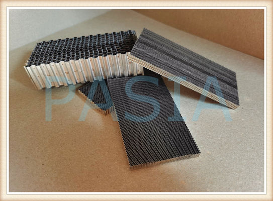 China 5052H18 het Comité van de aluminiumhoningraat voor Militaire Voertuigen leverancier
