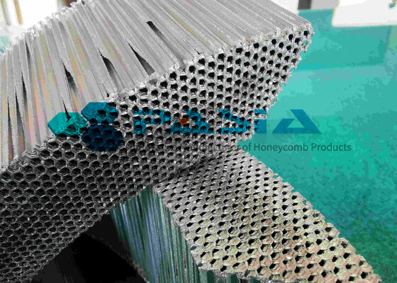 Honeycomb Energy Absorber | Aluminum Honeycomb Core for Impact Protection leverancier