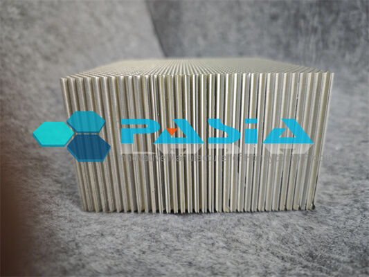 Auxetic Re-entrant Columnar Honeycomb Energy Absorber with Compression Torsion Coupling Mode and 3.2 Times SEA Increase under High Speed Impact leverancier