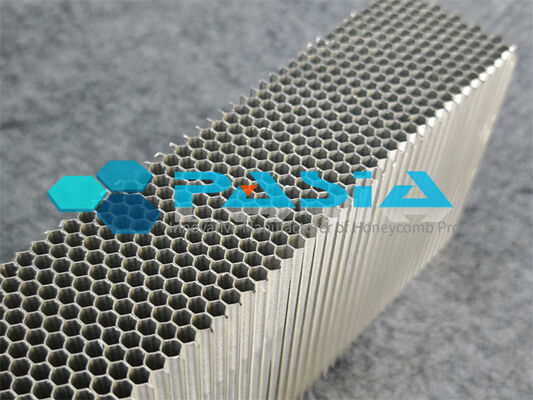 Moisture Resistant High Density Aluminum Honeycomb Impact Attenuator with Predictable Constant Force Deformation for Nuclear Power Plant Safety-related Structural Barriers leverancier